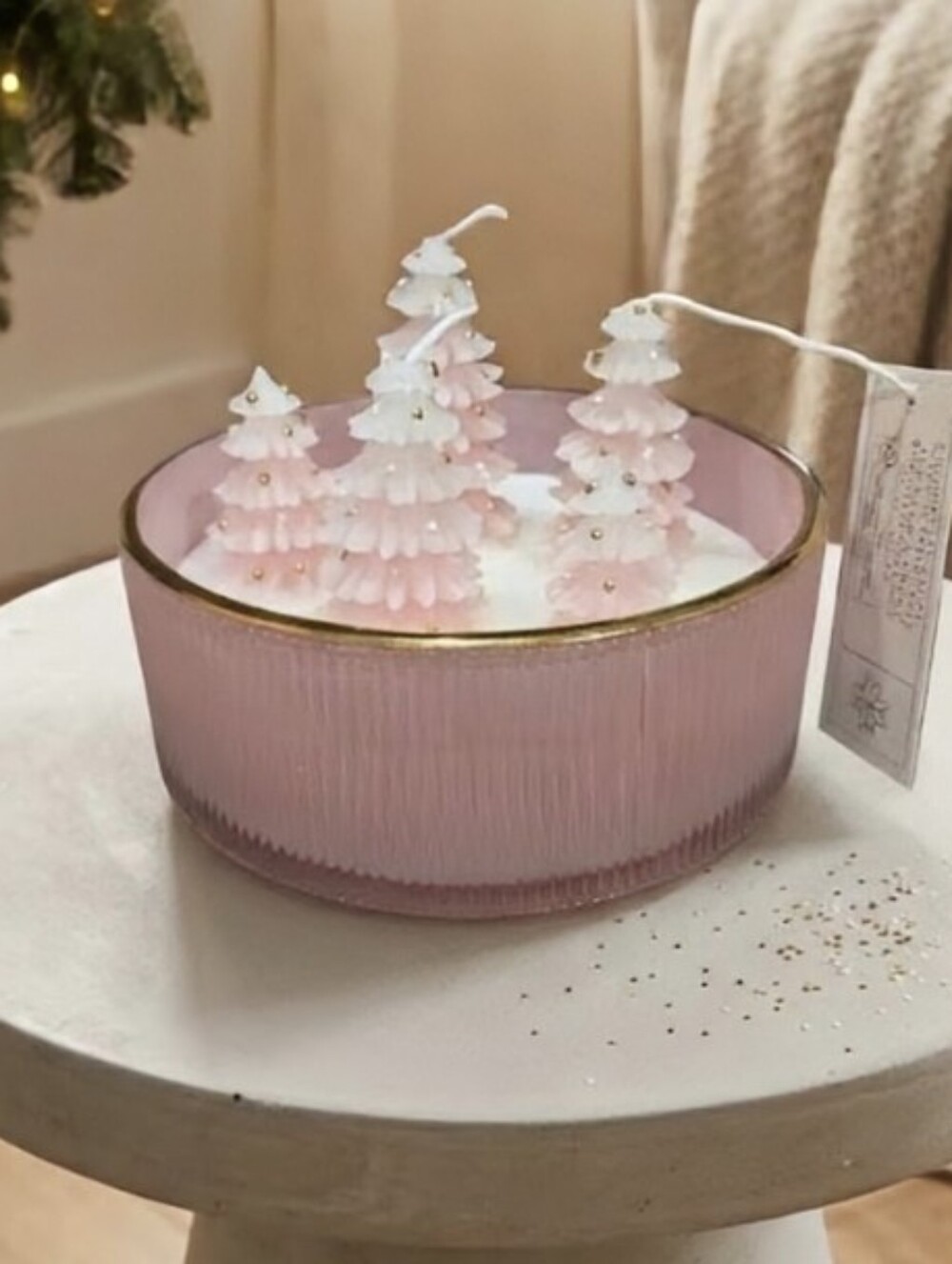 NEW Bella Lux Pink Christmas Tree Candle - Sparkling Frost Scent - 10oz